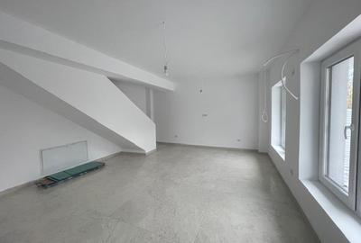 Casă modernă, 120 mp, |Curte proprie 60mp | Terasa 30 mp | Metrou 1 Decembrie - 3
