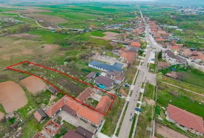 De vânzare teren 2.440 mp cu casă, asfalt și utilități – Alparea - 1