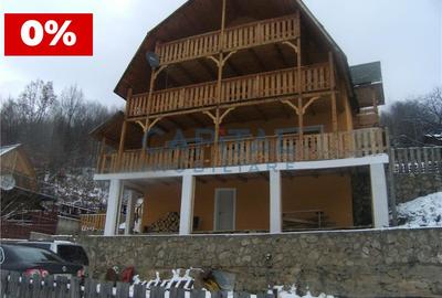 Casă individuală cu 5 camere în Muntele Rece