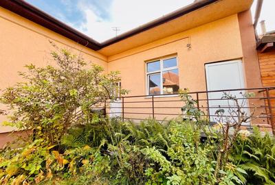 Casă cu curte generoasă – Dâmbul Rotund - 1