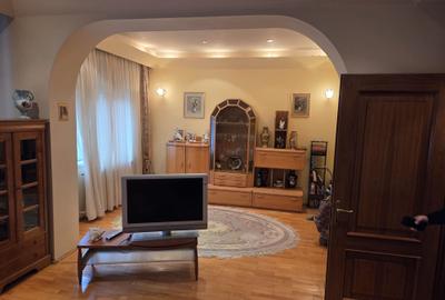 DECEBAL-PIATA MUNCII-METROU,VILA 400 MP,SUPERBA,745000 EURO - 9