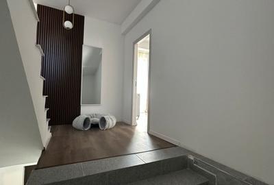 Casa mobilata P+1+M/Toate Utilitatile id nr 41 - 15