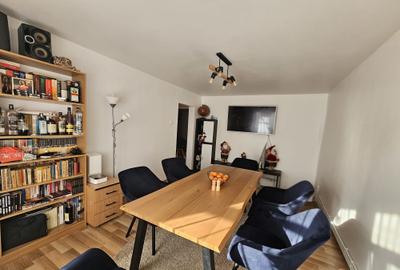 Apartament cu 4 camere decomandat, mobilat în Nicolina