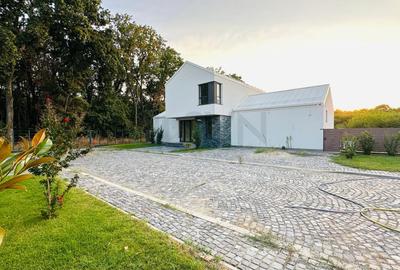 REV2004530 Vila de vanzare la padure  in Corbeanca - 1