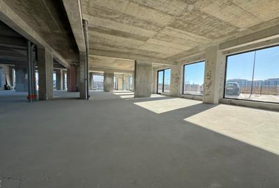 Spațiu comercial – Calea Șurii Mici, ansamblul Valletta Park - 13