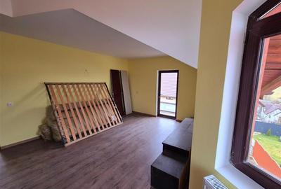 Casa de vanzare individuala cu garaj in Bucium - 5