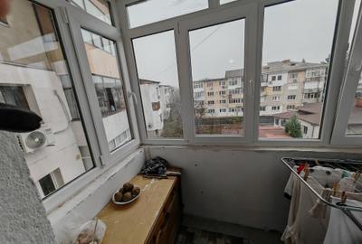 2 camere decomandate, zona Energiei - 10