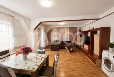 Apartament foarte spatios 3 camere balcon zona Cedonia - 1