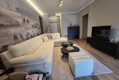 Apartament cu 3 camere, Bloc Nou, Etaj Intermediar, zona Universitatii, 3c-4379 - 1