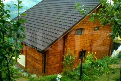 Cabană din lemn masiv, 100 mp utili, teren 3000 mp, Someșu Rece - 1