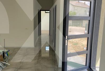 Casă parter cu 3 camere, curte generoasă și liniște deplină – natură și confort - 12