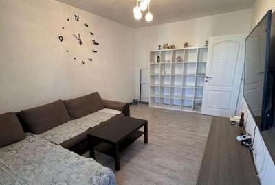 Apartament 3 camere decomandat renovat zona metrou Romancierilor - 1