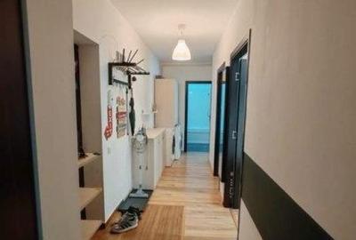 Apartament cu 3 camere în Titan