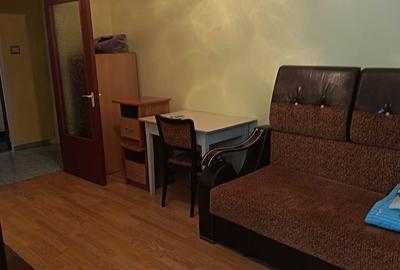 De vanzare apartament cu 2 camere, parter, micro 13 B, 60.000 euro - 12