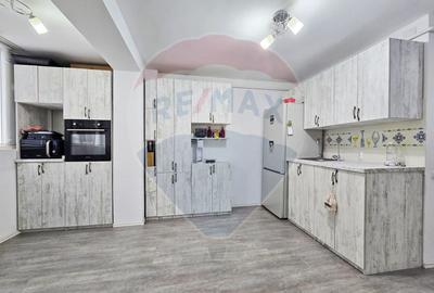 Apartament cochet cu 2 camere de vanzare, Borhanci, Comision 0% - 2