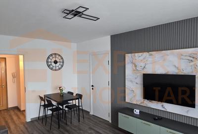 Apartament cu 2 camere decomandat, mobilat în City Park Mall