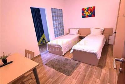 Apartament cu 2 camere semidecomandat în Central