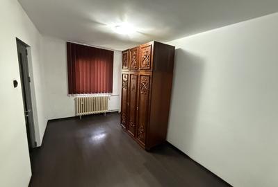 Apartament 2 camere zona KM 4-5 - 2