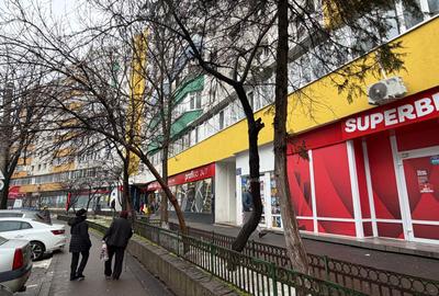 Vand Spatiu comercial 50mp locatie centrala,cu chirias! - 1