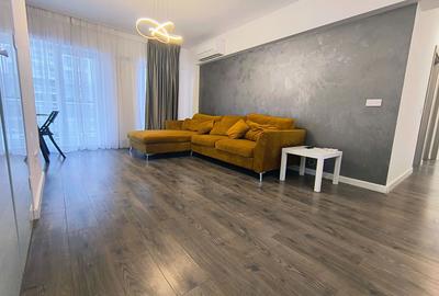 Apartament cu 3 camere semidecomandat, mobilat în Aviației