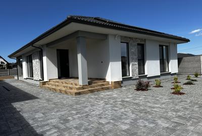 Casa NOUA 4 camere 2 bai Dresing Terasa Panouri Teren 550 mp Finisata la Cheie - 6