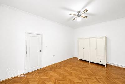 Apartament ultracentral, 2 camere, curte cu acces auto - 2