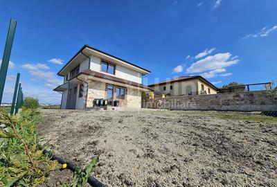 Casa individuala 4 camere | 135mp | Teren 450mp | Dezmir - 1
