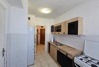 Apartament 2 camere,Etaj 6, Zona Circumvalatiunii - 5