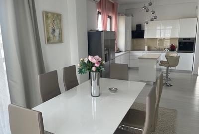 Inchiriez penthouse 3 camere - 2 bai - 2 terase - mobilat - zona Mihai Viteazu - 4
