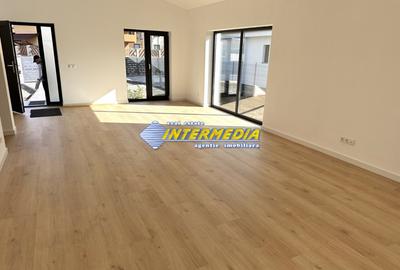 CASA NOUA I 90 MP I FINISATA LA CHEIE I ASFALT I TOATE UTILITATILE I - 16