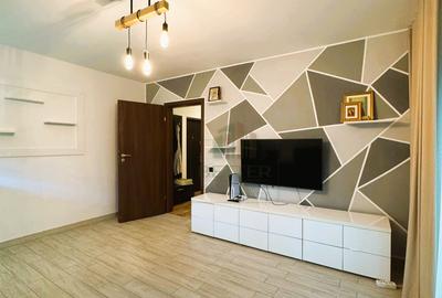 Apartament cu 2 camere decomandat, mobilat în Metalurgiei