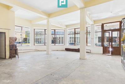 Spațiu comercial, de 269 mp, în Centru Civic