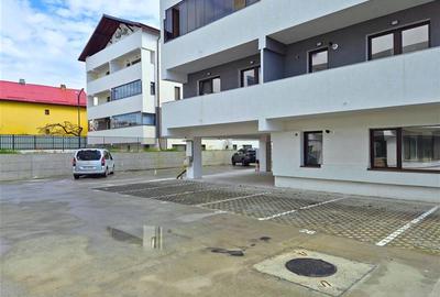 DE INCHIRIAT - 2 CAMERE, PARTER, LOC DE PARCARE INCLUS - 12