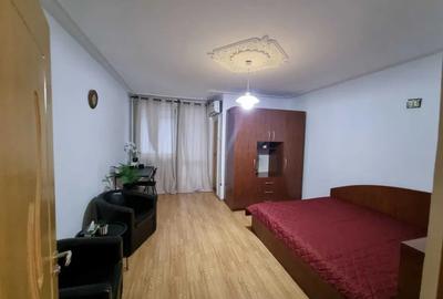 Dristor, garsoniera, 1 min metrou, mobilata si utilata - 1