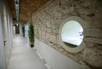Casa cu destinație alimentație publică si comerț - 7