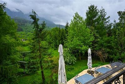 In cartea de povesti a Pietrei Craiului, ansamblul turistic functional,Plaiul Fo - 3