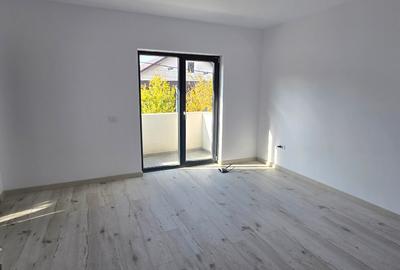 Casă Individuală Cuplată, 4 camere , Stradă asfaltată , Toate utilitățile - 10