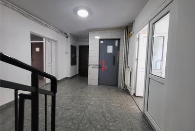 UNIRII-SEMISTRADAL / 3 CAMERE DECOMANDAT / ETAJ 2 - 18