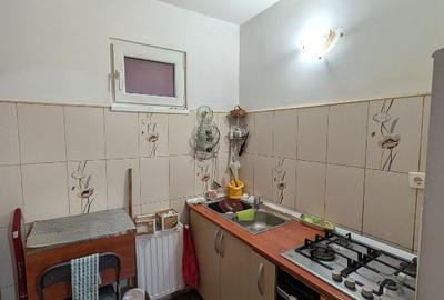Gospodărie completă în Zăbala – Casă 150 mp (3 dormitoare, living, loc de masă, - 4