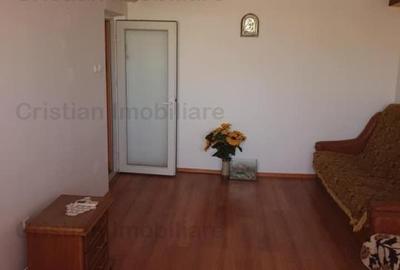 TOTUL NOU Inchiriez Ap 2 cam Confort 1 Decomandat zona Spital Judetean - 4