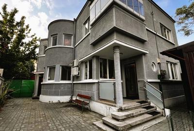 REV2004169 Vila 8 camere l teren 372mp l Luxuria - 1