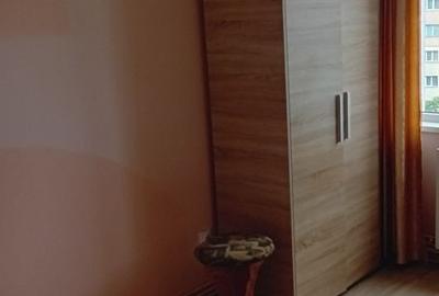 Apartament cu 2 camere circular în Astra