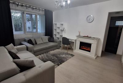 Apartament de inchiriat, 2 camere, semidecomandat, 50 mp, Mircea cel Batran - 1