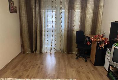 Apartament 2 camere ,56 mp, zona Longinescu , decomandat, imbunatatit , liber - 1