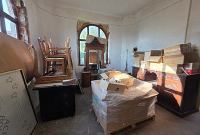 Judetul Prahova, in Poienarii Burchii, conac neoromanesc si teren 2.800 mp - 14
