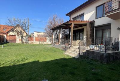 Casa eleganta si luminoasa, situata in zona de case - Mehala - 38