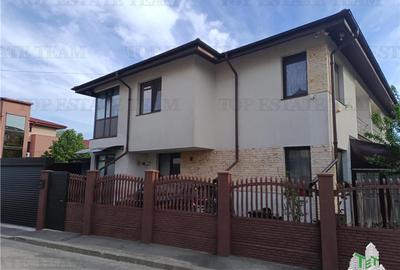 Casa deosebita P+1 cu 4 camere, foisor in curte si garaj, in Bragadiru aproape d - 1