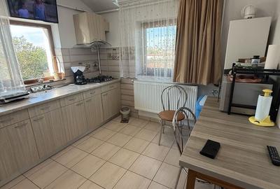 De vânzare VILA P+1 zona Islaz - 11