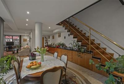 VILA SPLENDIDA DE VANZARE // LIVING DE 75 MP // 100 MP TERASE - 11