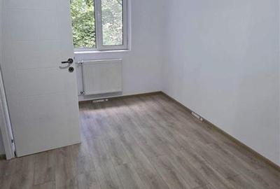 Amenajat complet la etajul 3 linga Piata Doina - 3